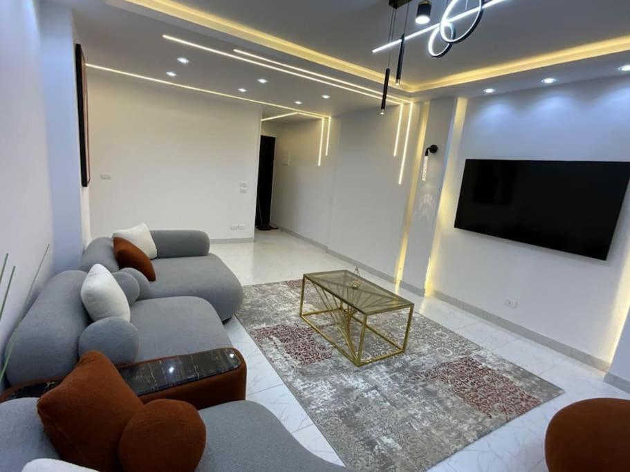 Apartment Luxurious 2-bedroom In Primera Compound With Scenic Pool Views *