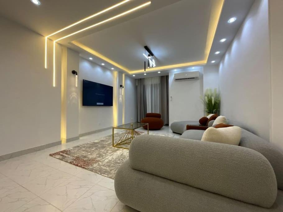 Apartment Luxurious 2-bedroom In Primera Compound With Scenic Pool Views *